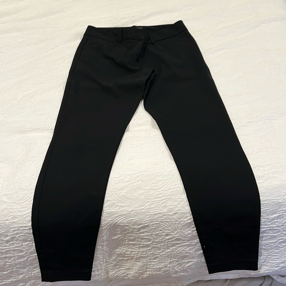 The Limited Skinny pant. Sz 2, like new